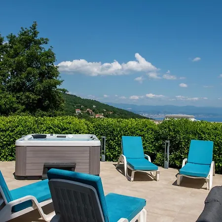 Villa Sv, Petar Ičići