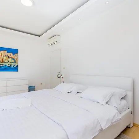 Вилла Sv, Petar